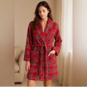 Victoria's Secret Plush Cozy Short Red & Pink Plaid Bath Robe XS Loungewear Chic